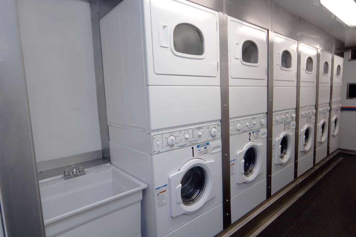 Mobile Laundry Trailer, Portable Laundry Trailer